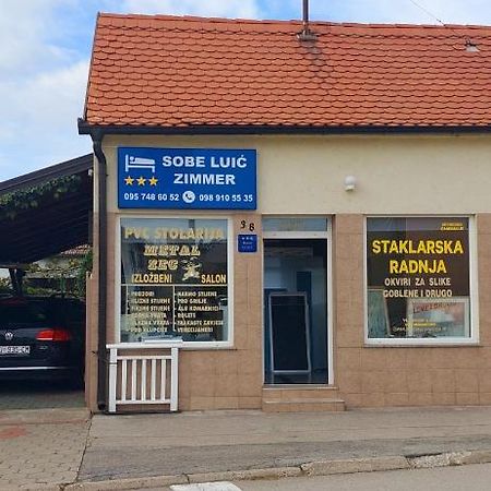 Apartmán Soba Luic Zupanja Exteriér fotografie